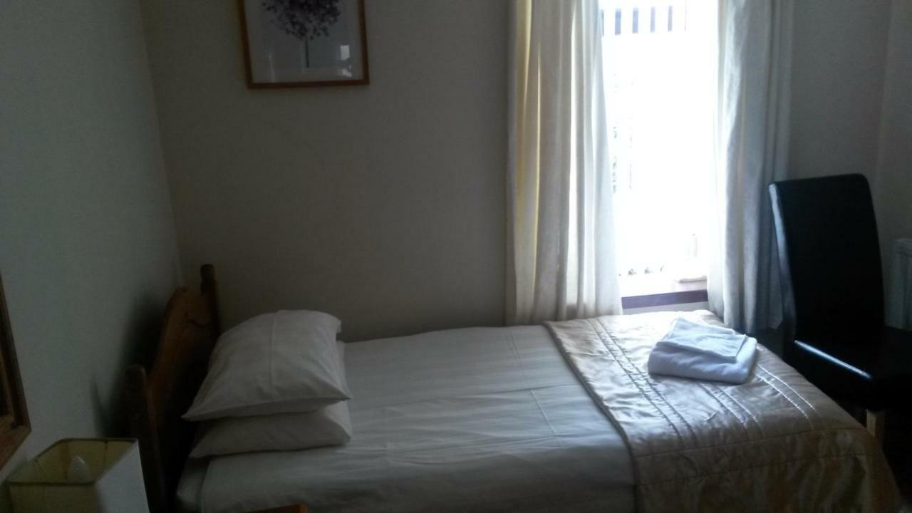Beeches Guest House Dyce Eksteriør billede